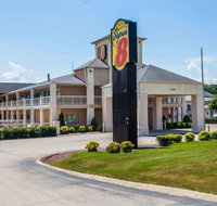 Super 8 by Wyndham Columbia - Accommodation Indiana