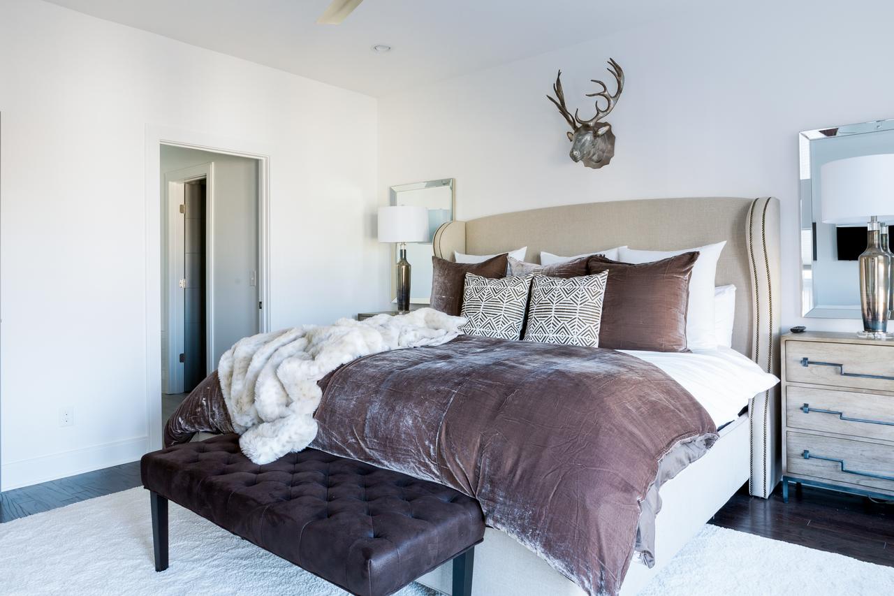 1051 Archer St Townhouse - thumb 4