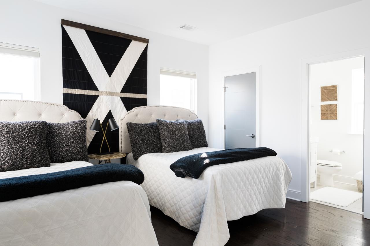 1051 Archer St Townhouse - thumb 10