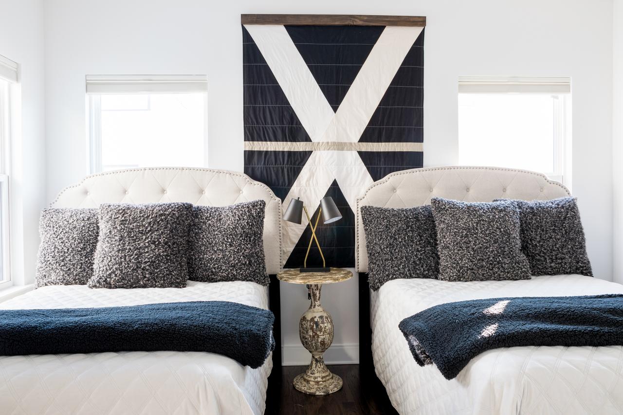 1051 Archer St Townhouse - thumb 5