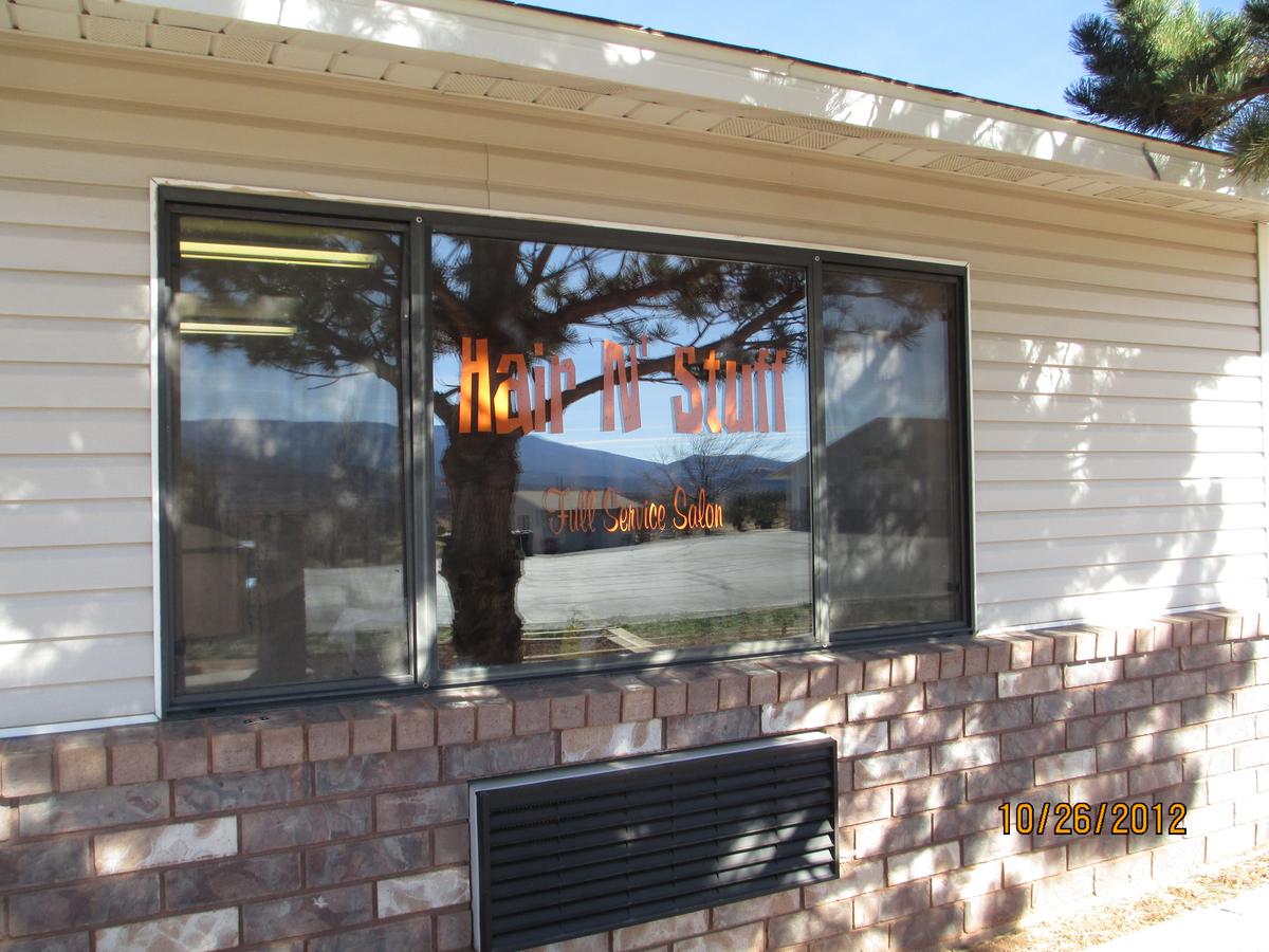 Broken Spur Inn & Steakhouse - thumb 37