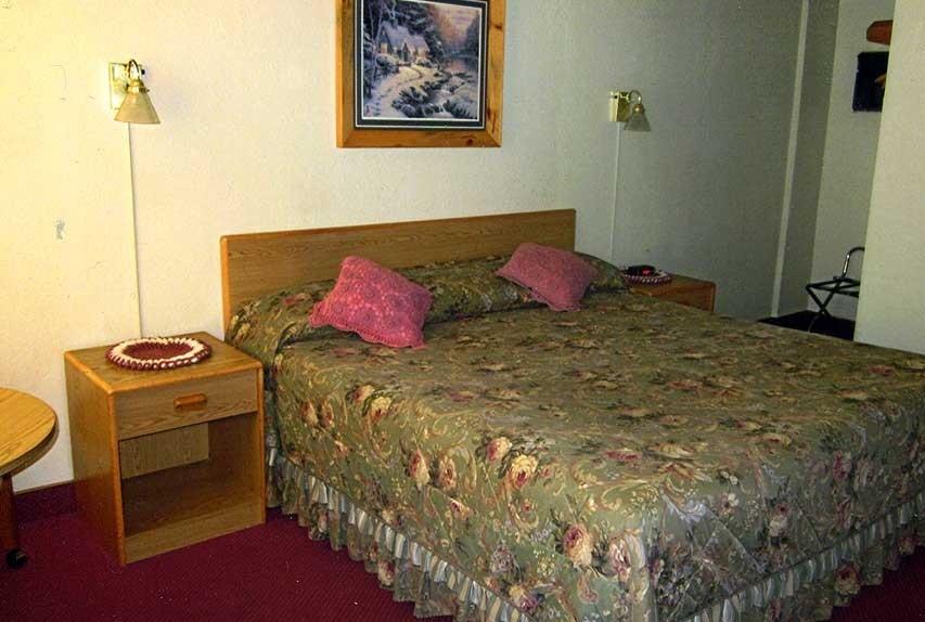 Color Country Motel - thumb 19