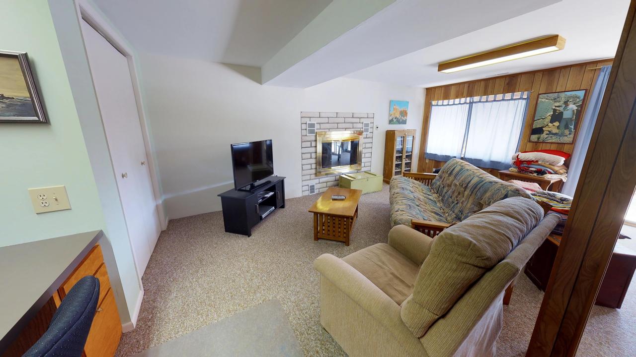 Hideout Ft. Abajo Cabin - thumb 22