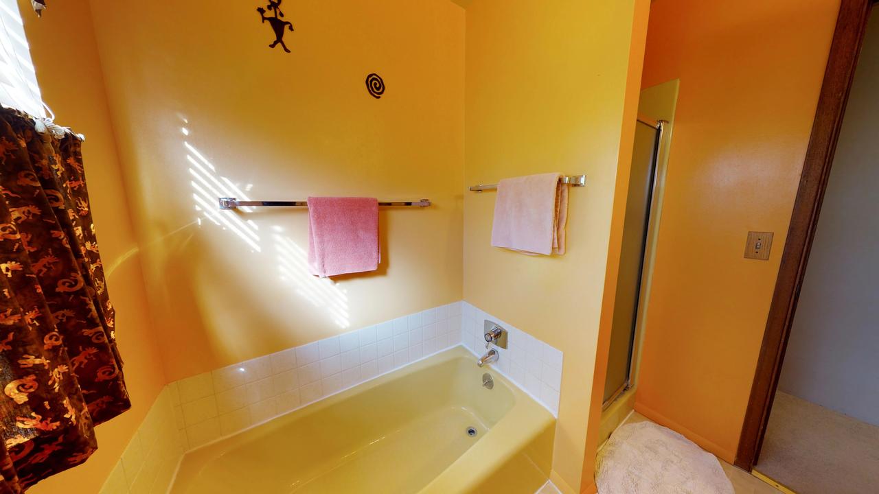 Hideout Ft. Abajo Cabin - thumb 14