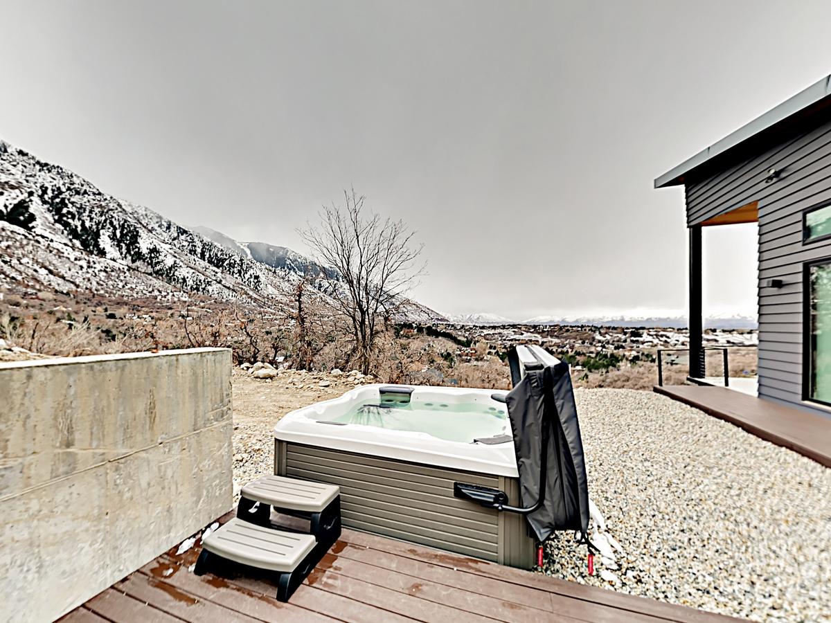 10457 Wasatch Boulevard Home - thumb 19
