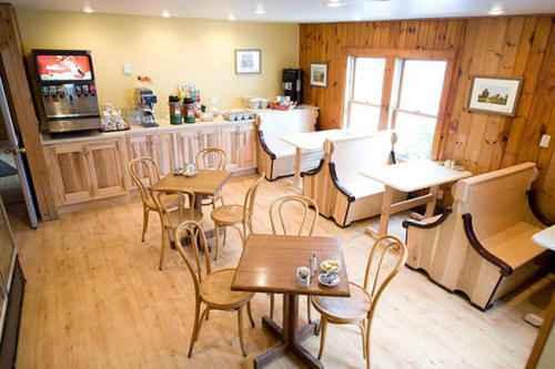 Smugglers Notch Inn - thumb 18