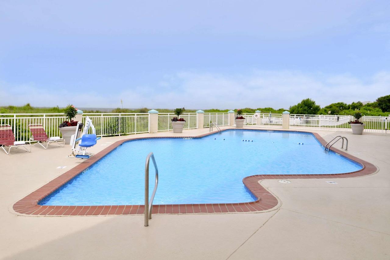 Best Western Plus Holiday Sands Inn & Suites - thumb 39