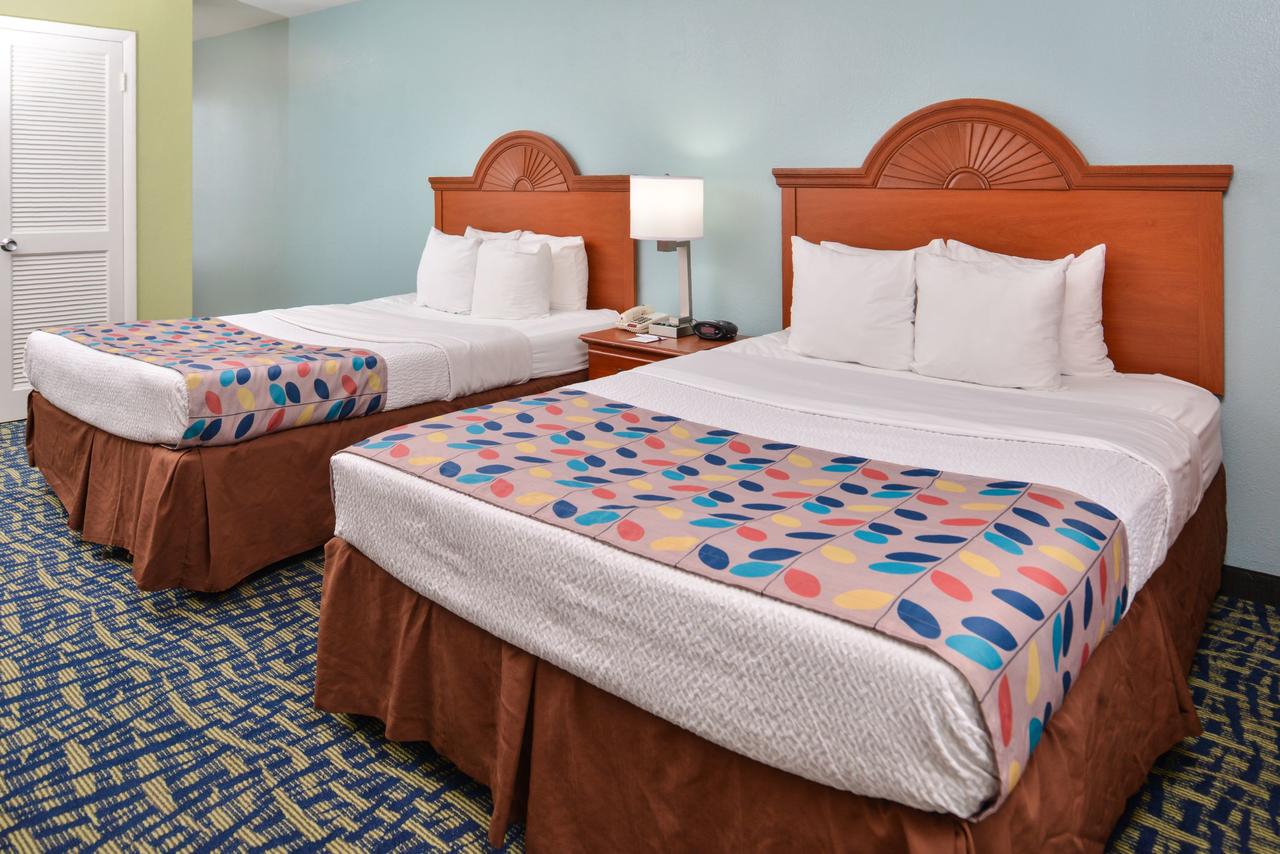 Best Western Plus Holiday Sands Inn & Suites - thumb 18