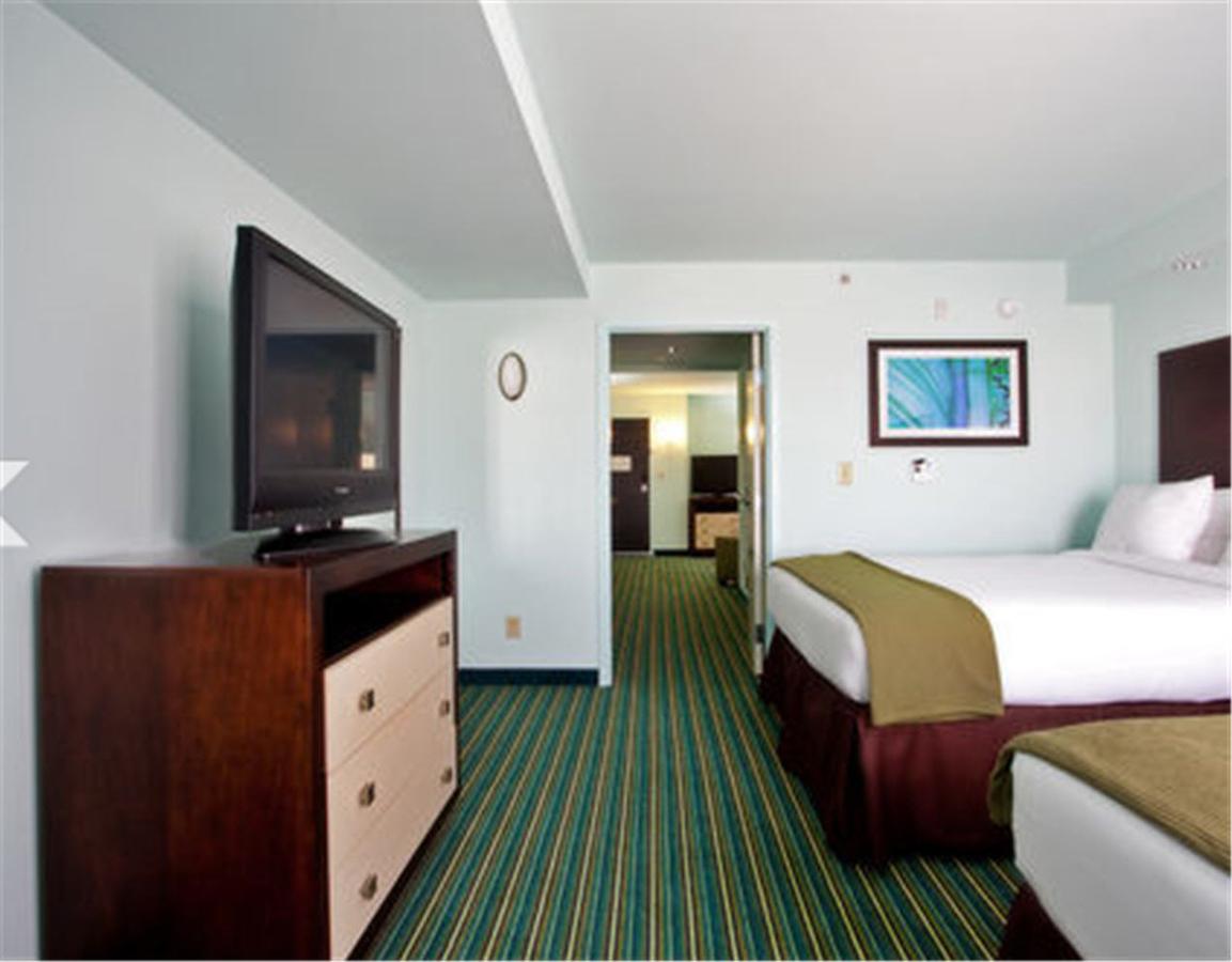 Holiday Inn Express Hotel & Suites Norfolk Airport - thumb 25