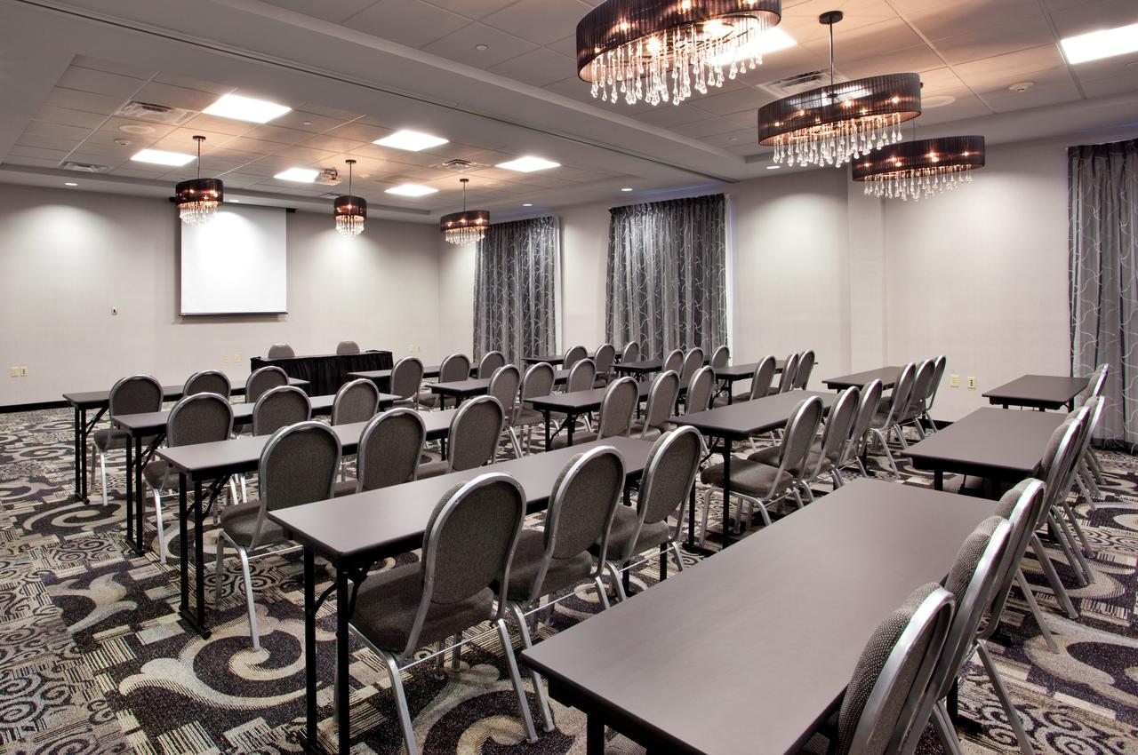 Holiday Inn Express Hotel & Suites Norfolk Airport - thumb 18