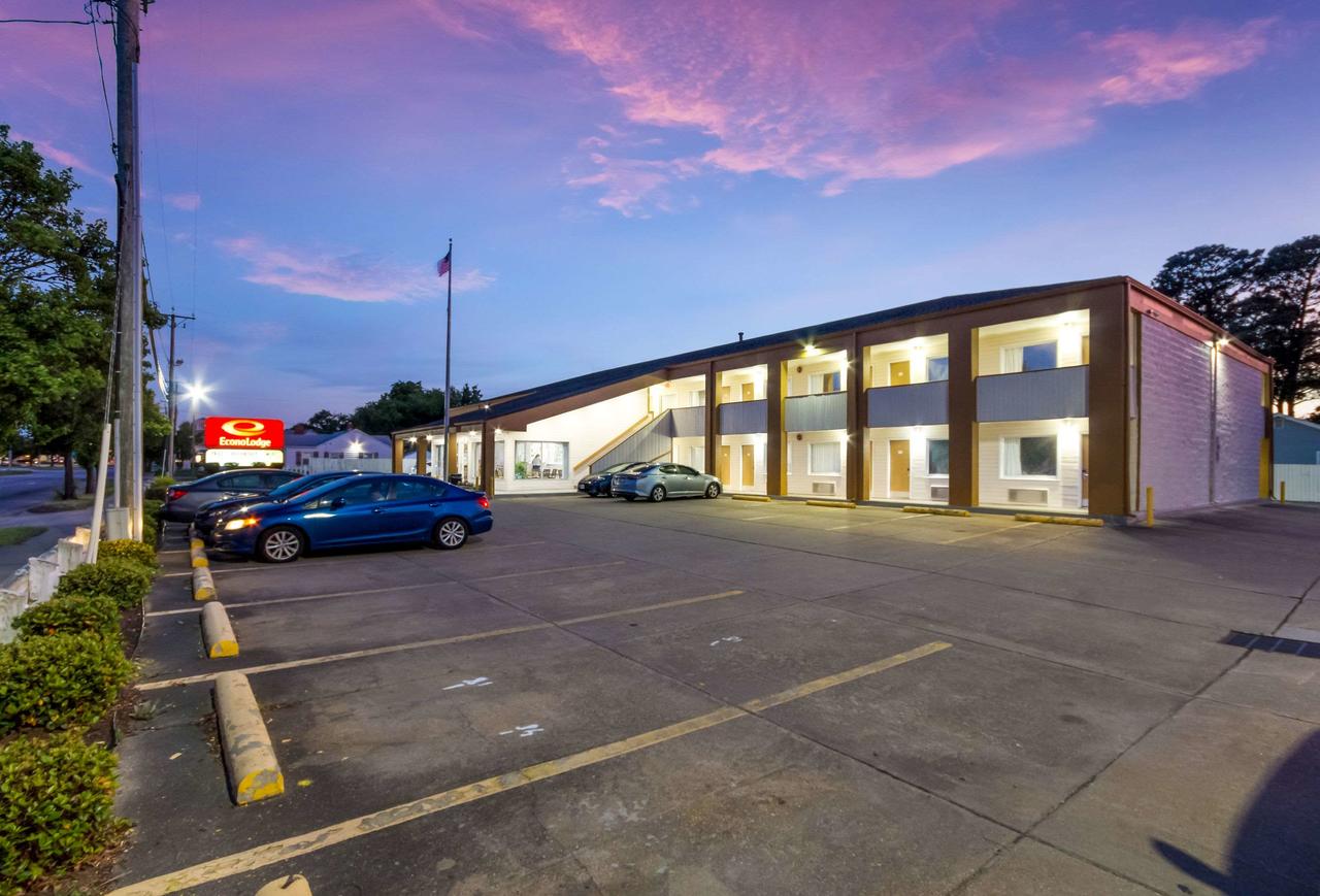 Econo Lodge Little Creek - thumb 25