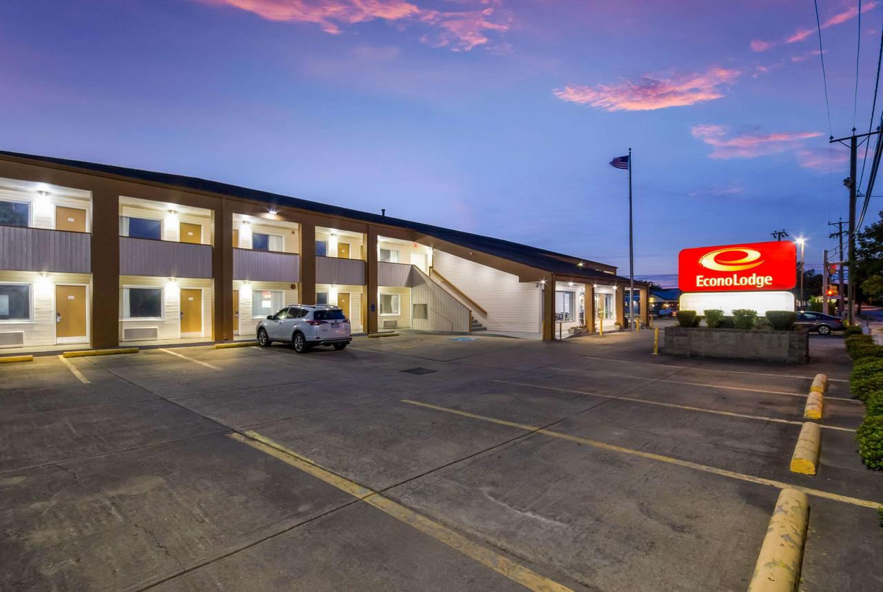 Econo Lodge Little Creek - thumb 12