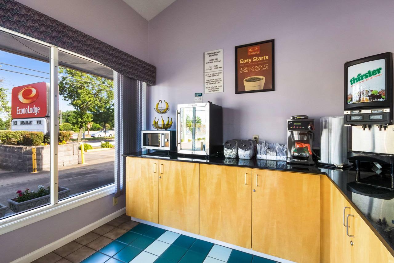 Econo Lodge Little Creek - thumb 26