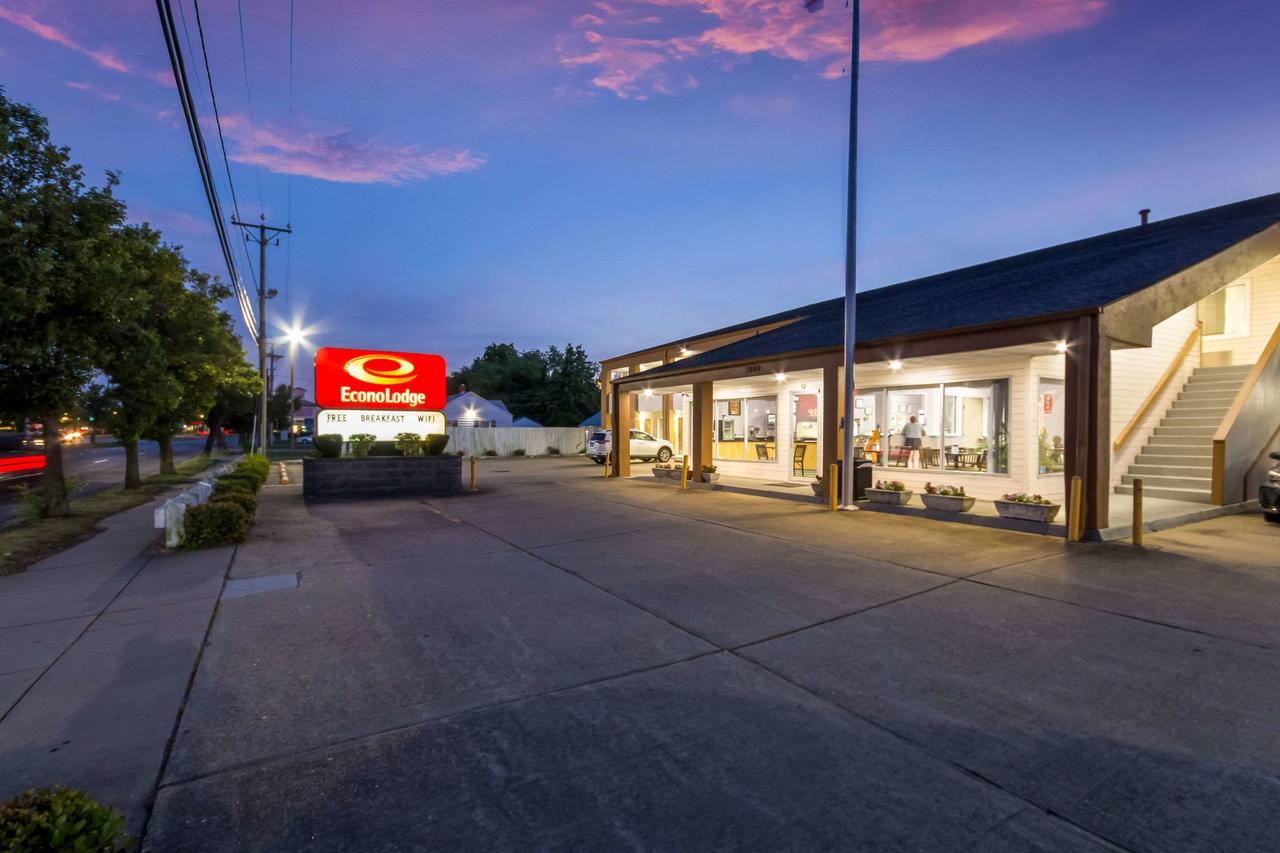 Econo Lodge Little Creek - thumb 14