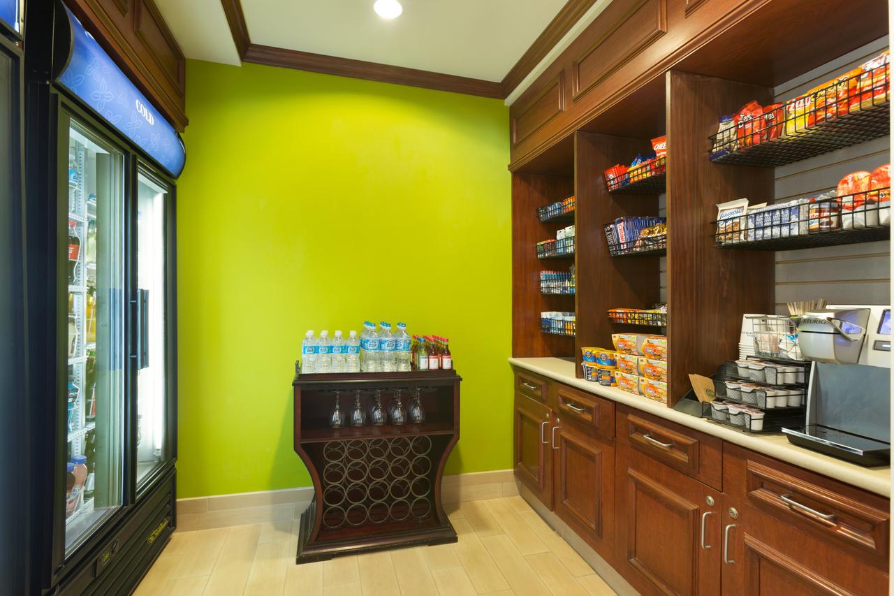 Hilton Garden Inn Fairfax - thumb 13