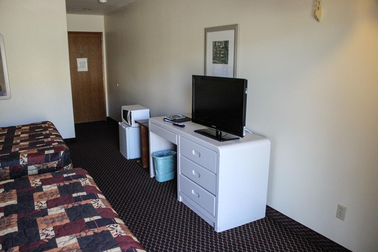 Wedge Mountain Inn - thumb 6