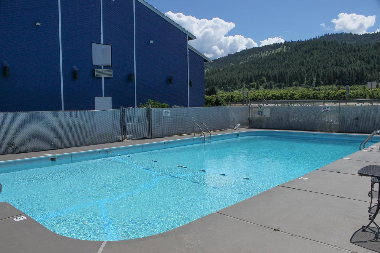 Wedge Mountain Inn - thumb 14