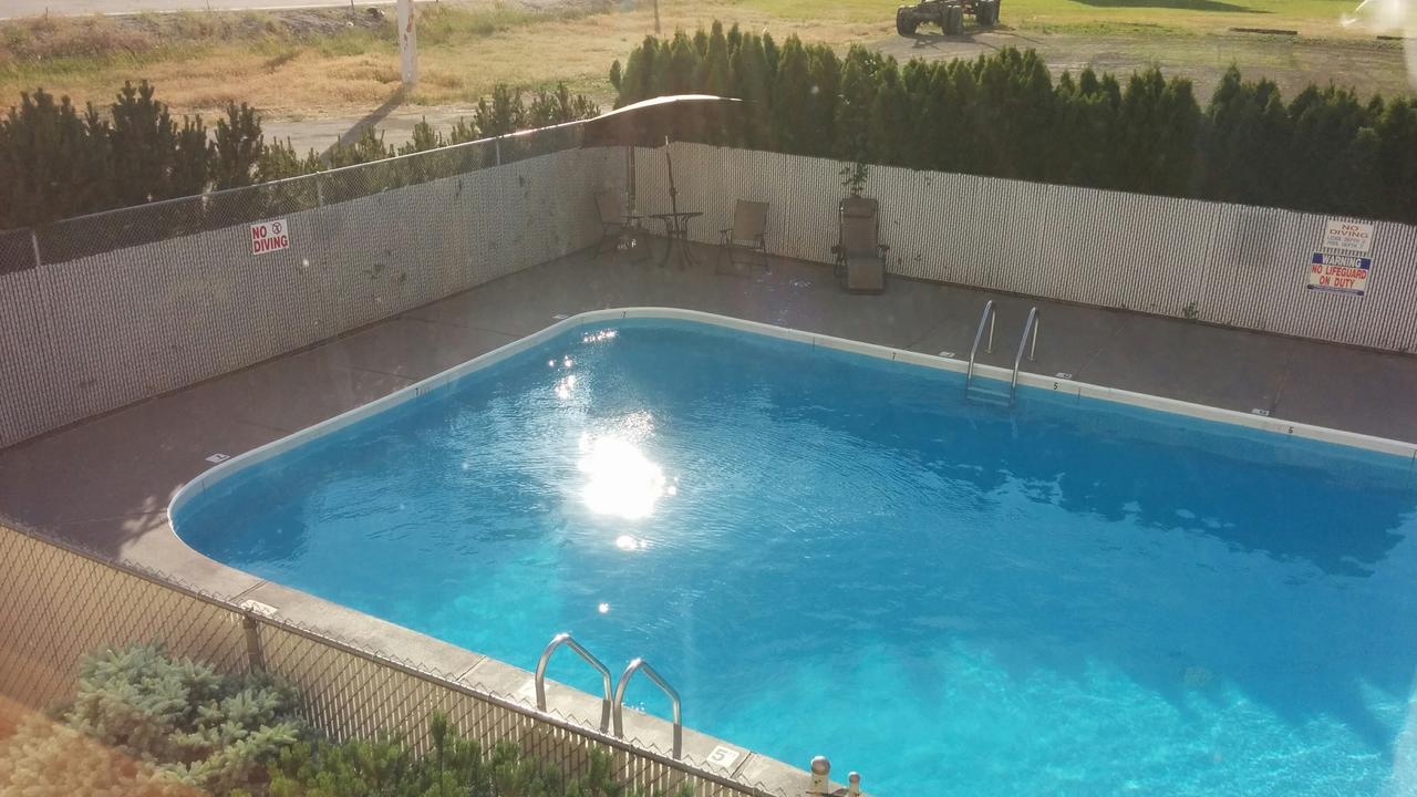 Wedge Mountain Inn - thumb 15