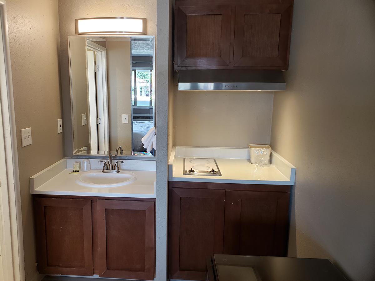 Yakima Valley Inn - thumb 4