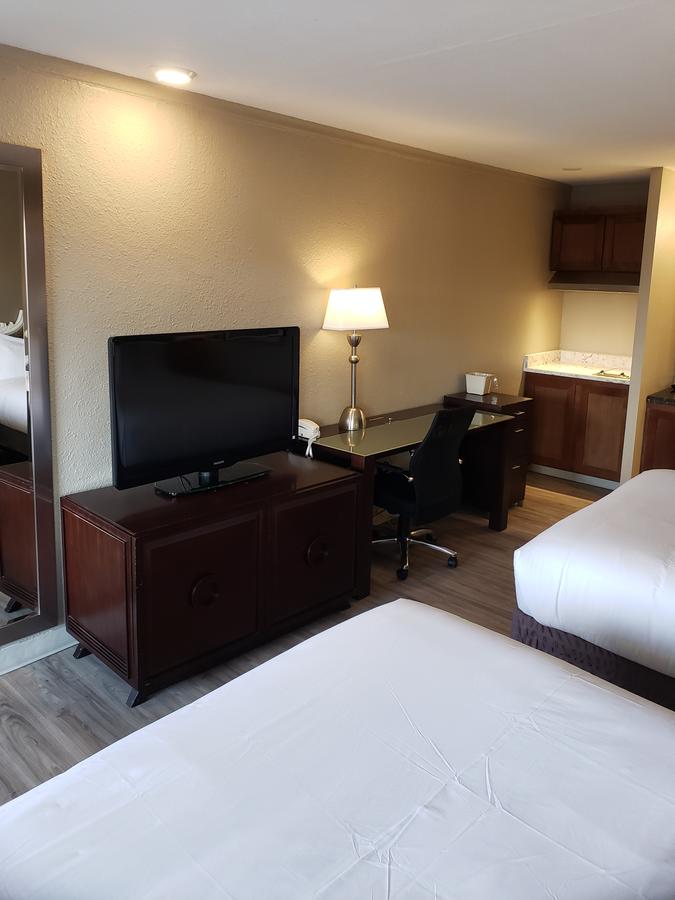 Yakima Valley Inn - thumb 11