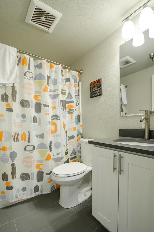 100 Yesler 511 - thumb 8