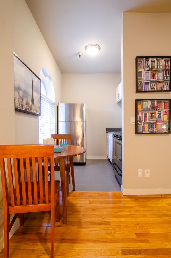 100 Yesler 511 - thumb 7