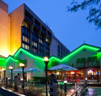 Radisson Hotel Milwaukee West - Accommodation Indiana