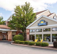 Days Inn  Suites by Wyndham Madison - Accommodation Indiana
