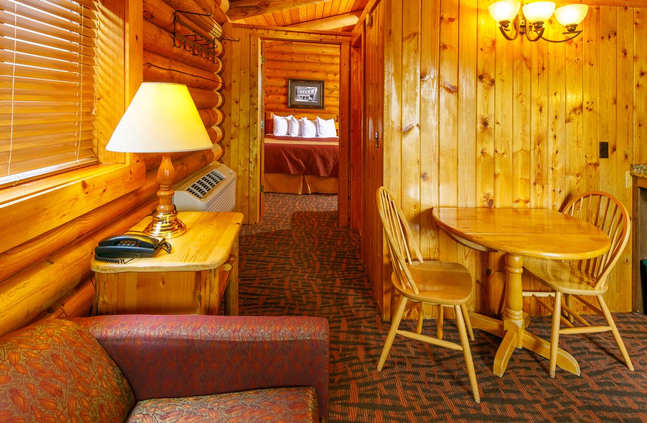 Elk Country Inn - thumb 16