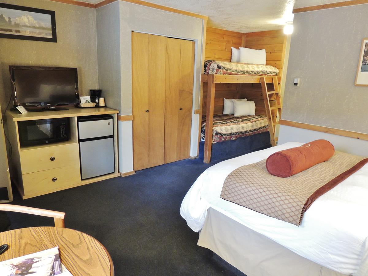 Pony Express Motel - thumb 8