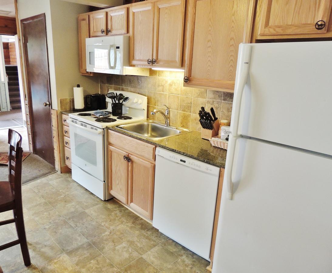 Pony Express Motel - thumb 14