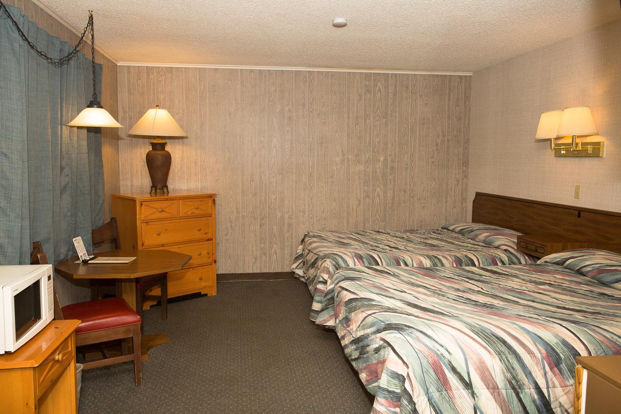 Z Bar Motel - thumb 1