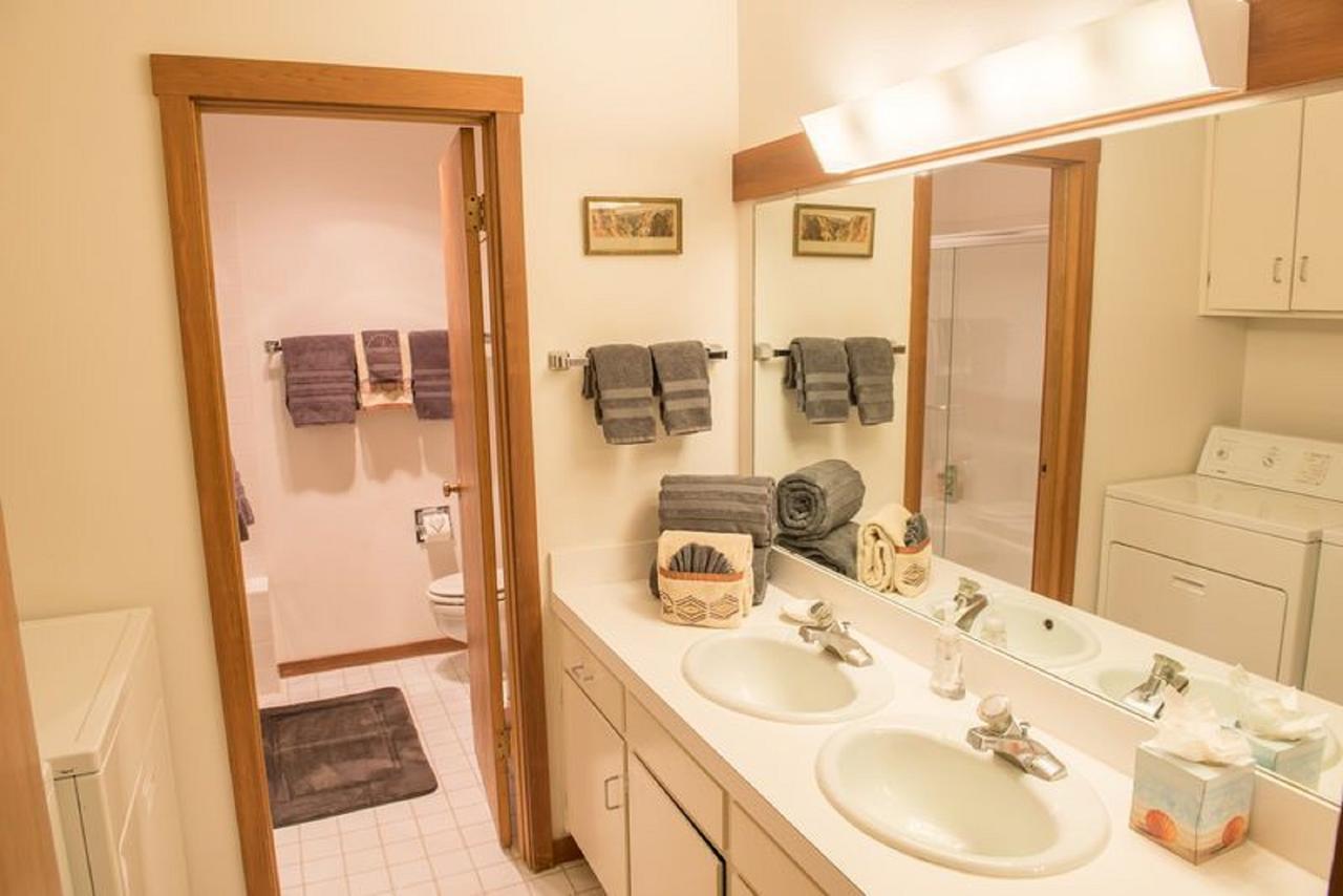 Jackson Hole Hideaway - thumb 13