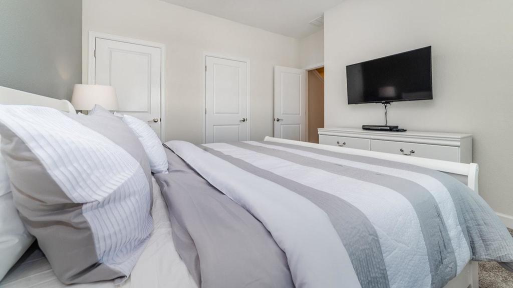 4837 Lullaby Lane - thumb 2