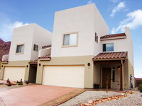 6 Desert Winds Accommodation Indiana