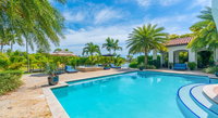 10 Bed Villa on the water Fits 22 people Accommodation Indiana