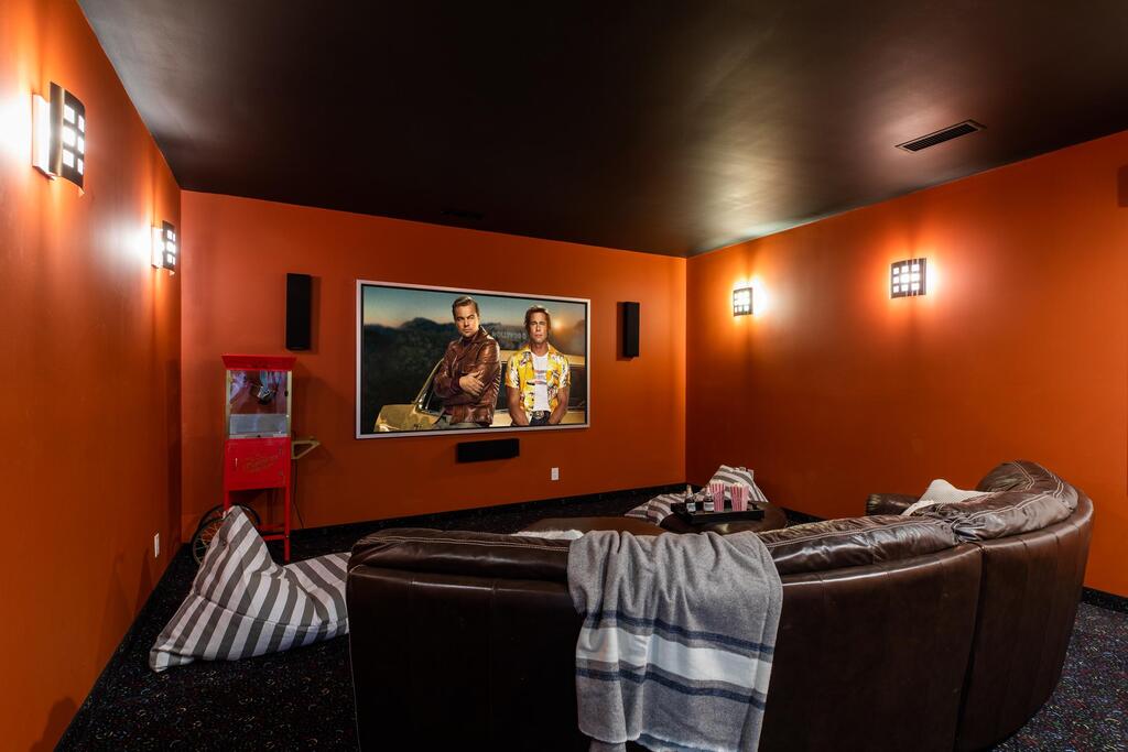 10 Mins From Coachella! Pool, Spa, Theatre Room! Amarilla By AvantStay LIC-067,420 - thumb 1