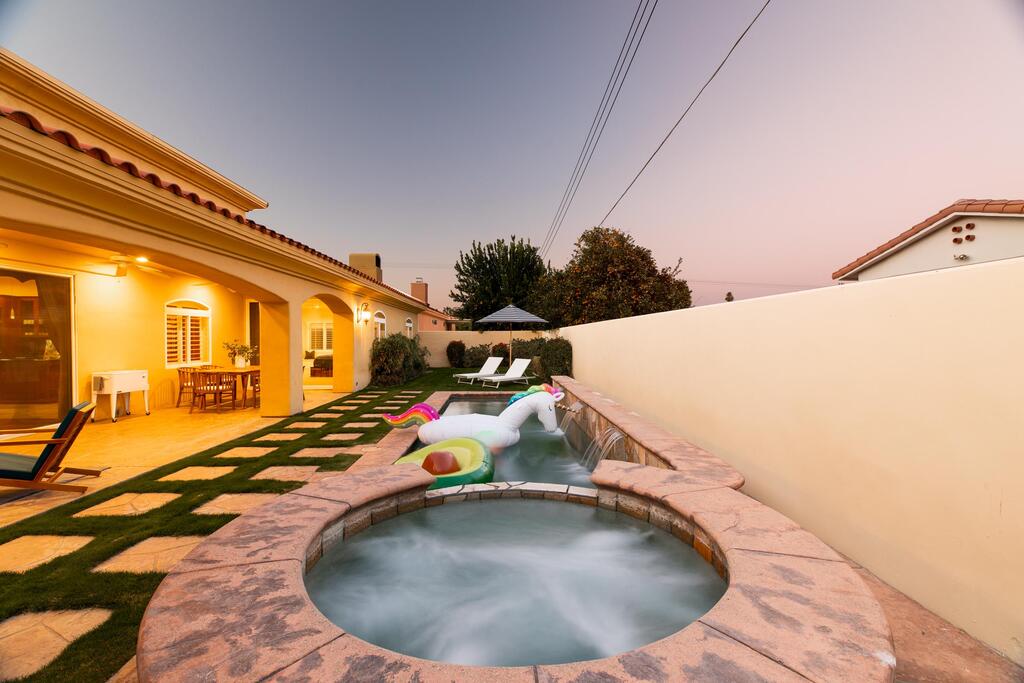 10 Mins From Coachella! Pool, Spa, Theatre Room! Amarilla By AvantStay LIC-067,420 - thumb 2
