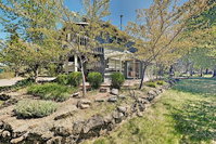 10-Acre Montara Creek Sanctuary w/ Private Hot Tub home Accommodation Indiana