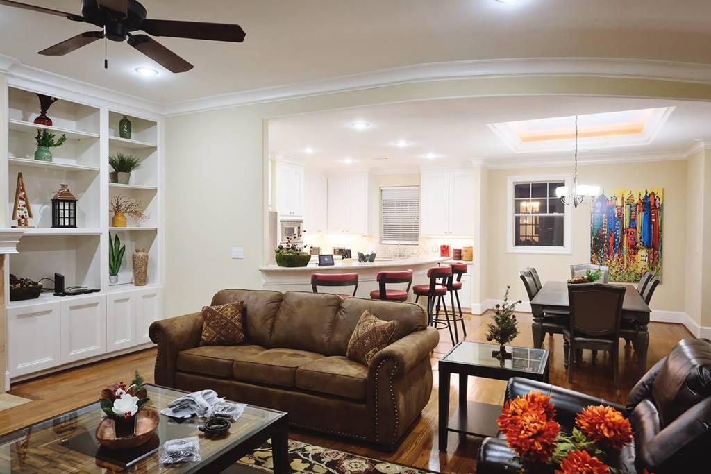 105 Detering Street, Houston, TX 77007, United States - thumb 0