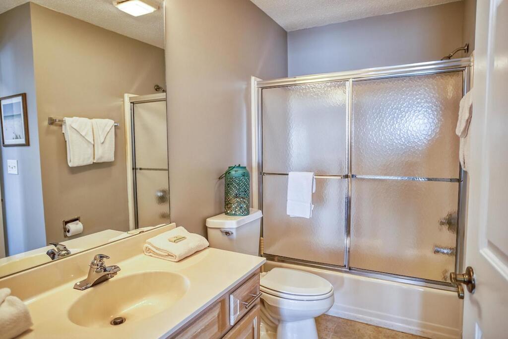 109M Condo - thumb 2