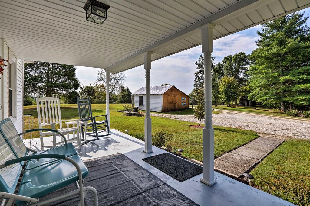 125-Acre 'Grandma's Farm House' With Fire Pit! - thumb 2