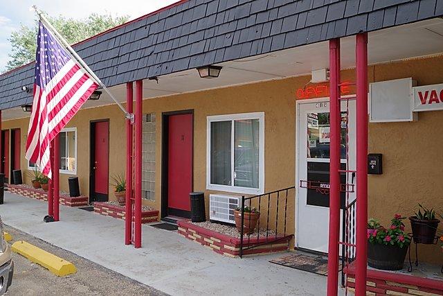 4-Winds Motel - thumb 0