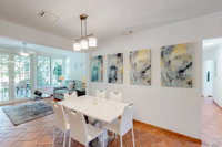 4/3 Palm Garden Coastal Home by NOMAD GURU Accommodation Indiana