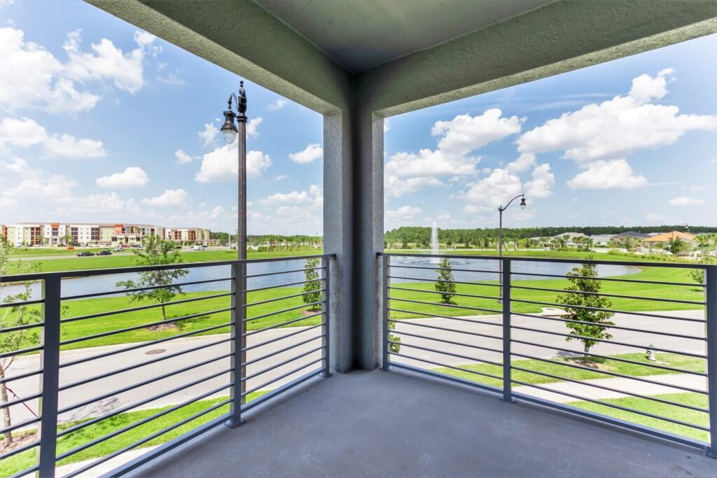 4721 UNIT208 Amazing Story Lake Brand New Condo - thumb 3