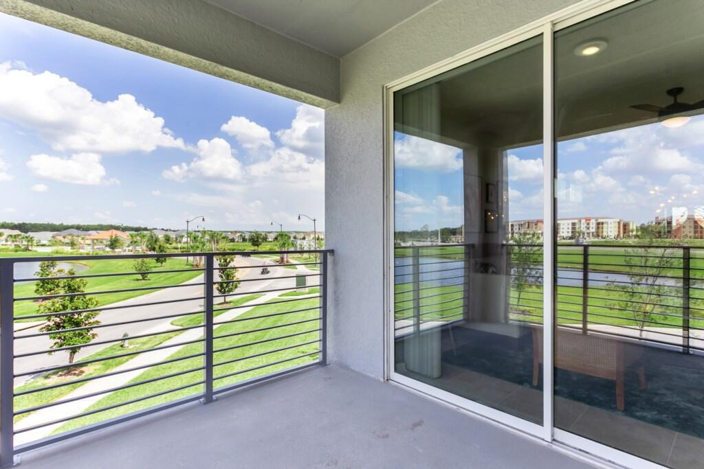 4721 UNIT208 Amazing Story Lake Brand New Condo - thumb 1
