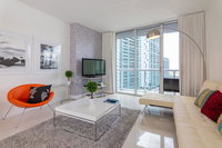 5-Star LuxCozy City Views - Sleeps 4 - Brickell Accommodation Indiana