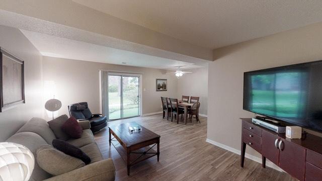 806 Lincolnwood Lane - thumb 2