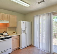 Albuquerque House w/Backyard - 3 Mi. to Downtown! - Accommodation Indiana