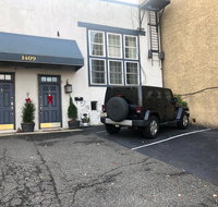 Amazing Bi-Level Condo only minutes from Times Square  American Dream Mall - Accommodation Indiana